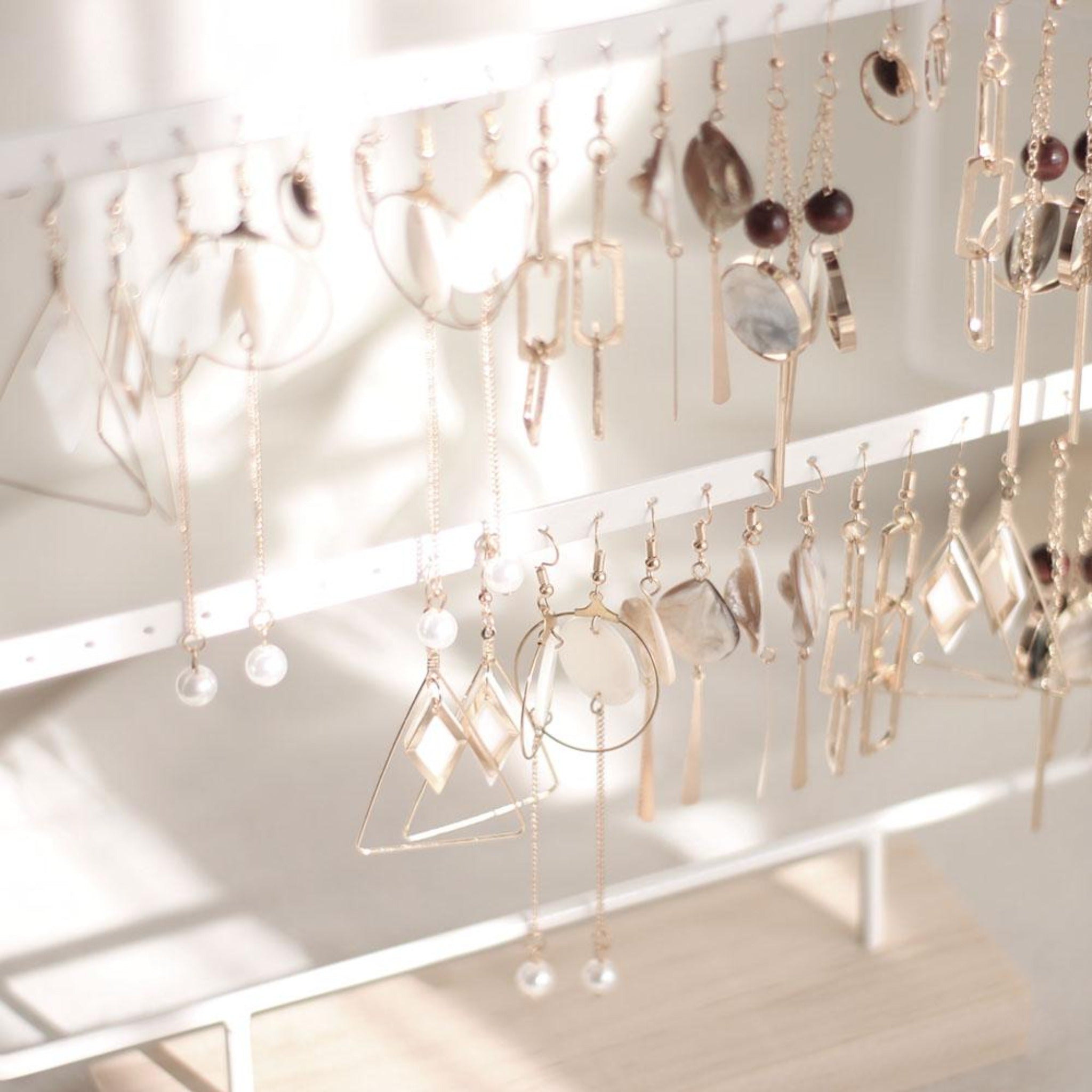 Nerine Earrings Rack